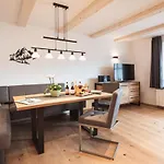 Stork Apartment Rettenberg